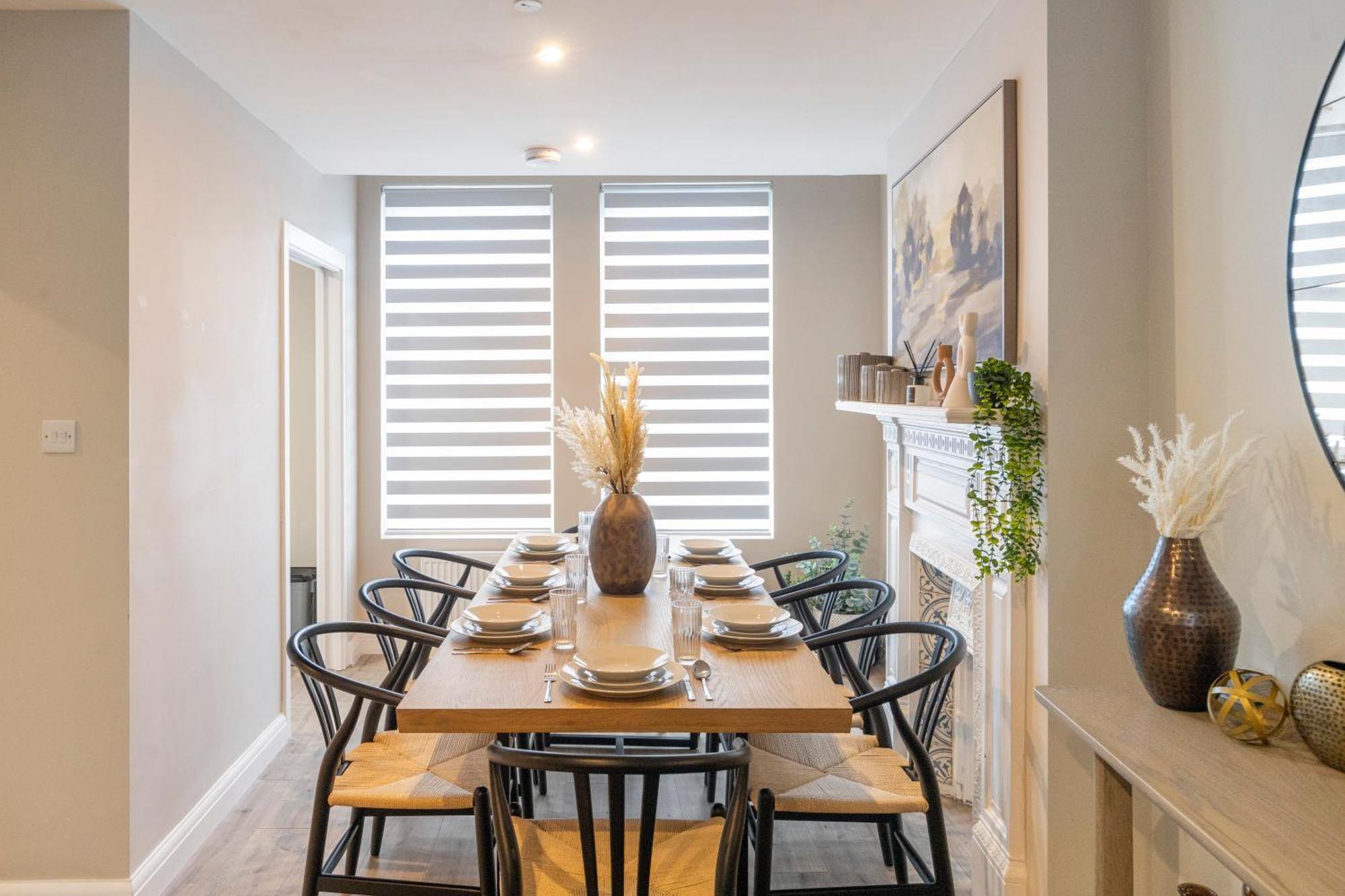 Earthy Elegance Stylish 4br For Urban Escapes Appartement Londres