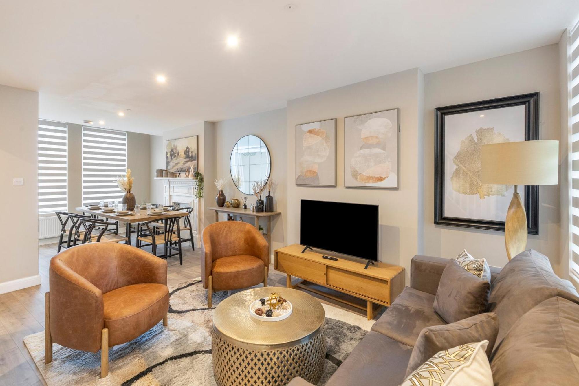 Earthy Elegance Stylish 4br For Urban Escapes Londres